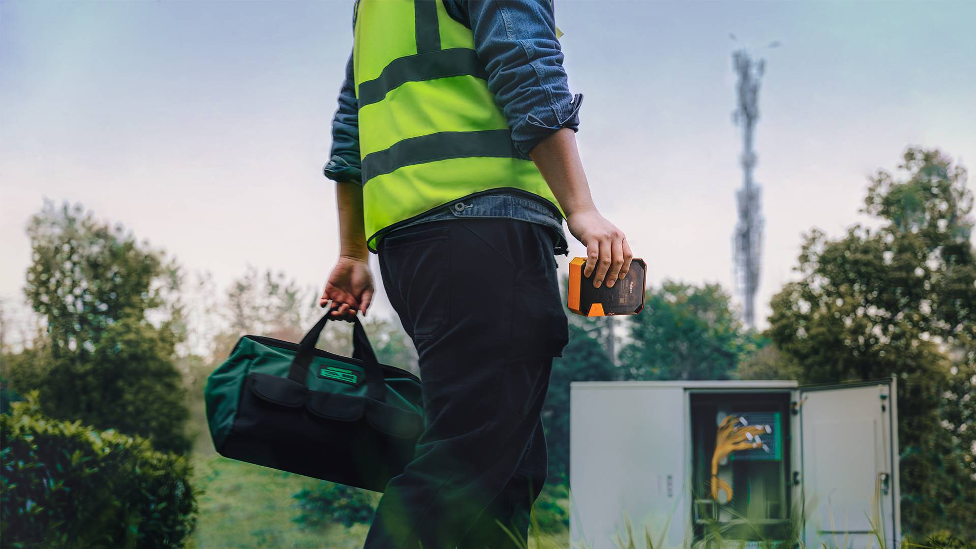 MakeID 31S Portable label printer