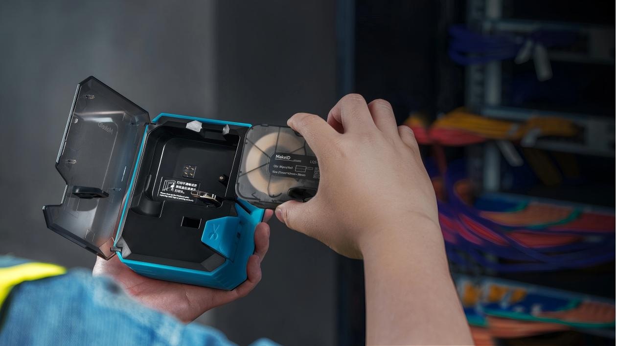 Printer for printing heat shrink cable labels