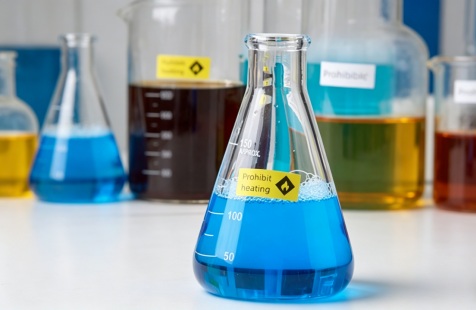 Flexible Labels for Curved Surfaces